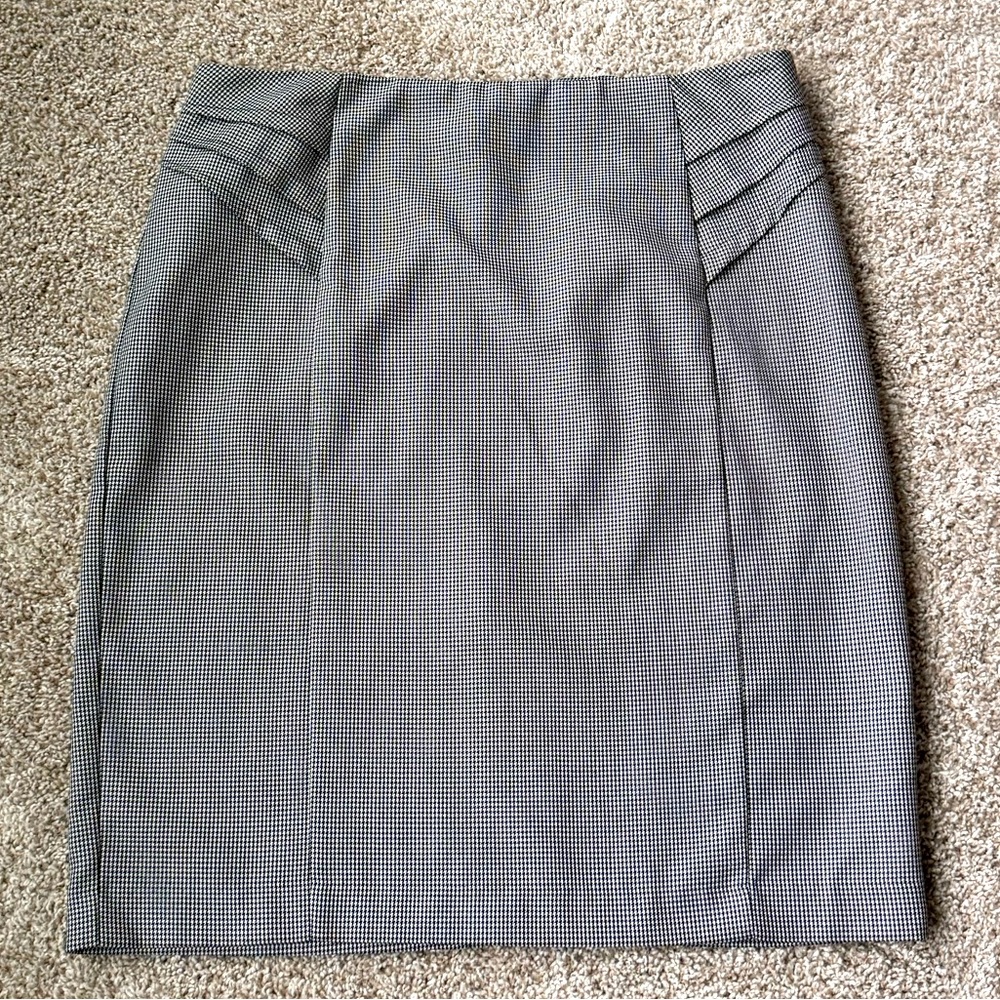 New York & Co Black and White Houndstooth Midi Skirt Size 12